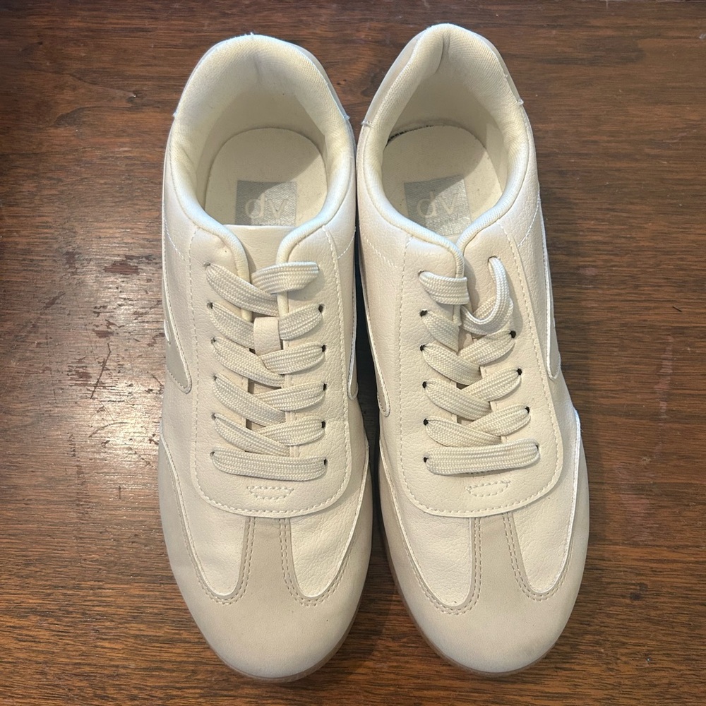 Women’s Dolce Vita Quantum Sneakers